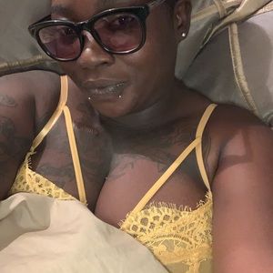 Meet your Posher, Krystle